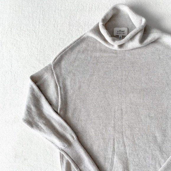 Wilfred Cyprie Sweater (Light Grey) - Picture 3 of 8